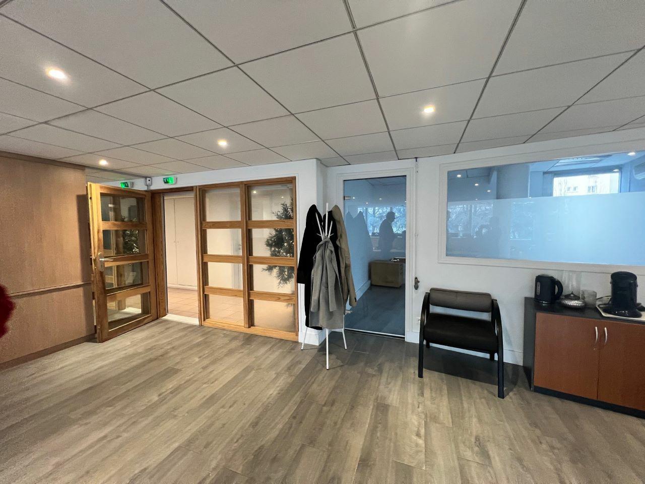 Bureau Lyon 200m² Vente bureau Lyon Rhône OVBUR2419610 10